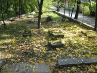 Могильні плити із колишнього еврейського цвинтаря
